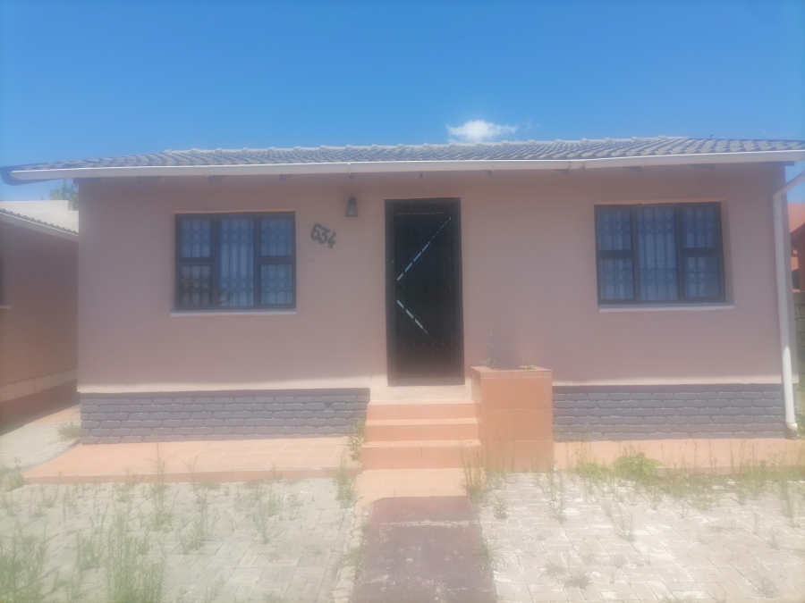 2 Bedroom Property for Sale in Phakamisa Eastern Cape